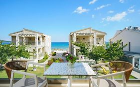 Iliorama Luxury Suites